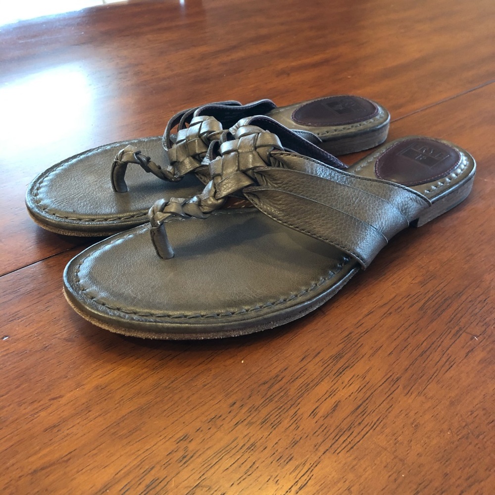 Frye Carson Twisted Sandal